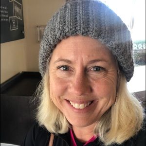 Meet your Posher, Pamela